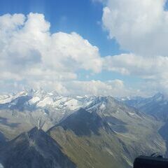 Flugwegposition um 14:12:30: Aufgenommen in der Nähe von Gemeinde Gerlos, 6281 Gerlos, Österreich in 2815 Meter